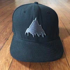🔥Burton - New Era🔥 Fitted Cap 7 3/8